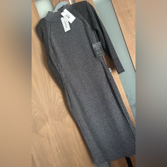 NWT Bodycon Dress, size XL from Retrofête - Picture 3 of 5